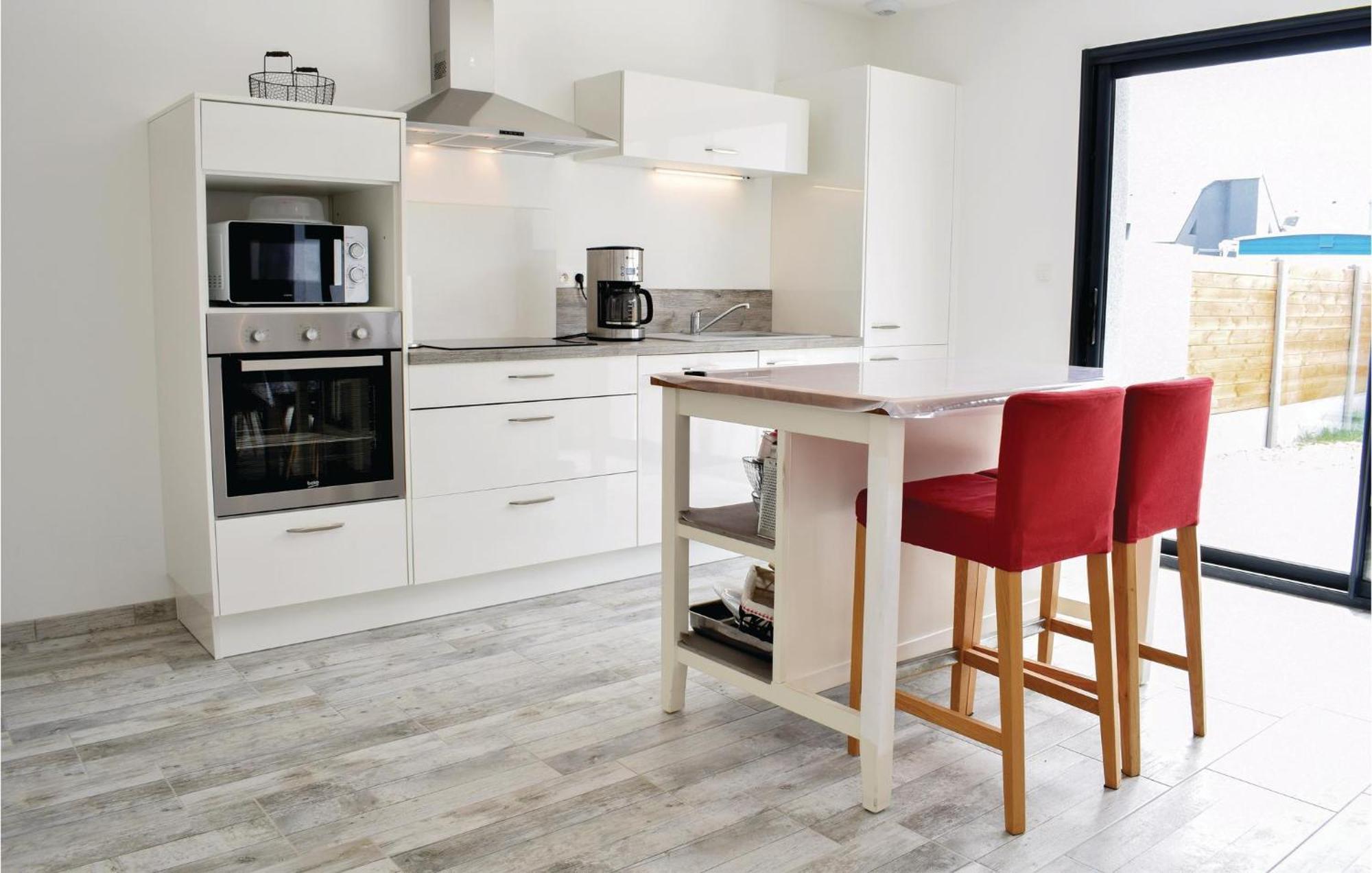 Amazing Home In Saint-Germain-Sur-Ay With Wifi Bagian luar foto