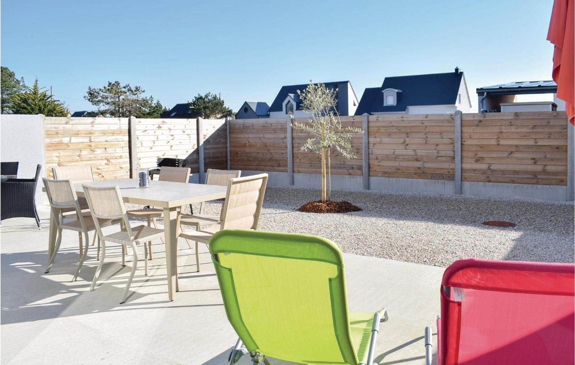 Amazing Home In Saint-Germain-Sur-Ay With Wifi Bagian luar foto